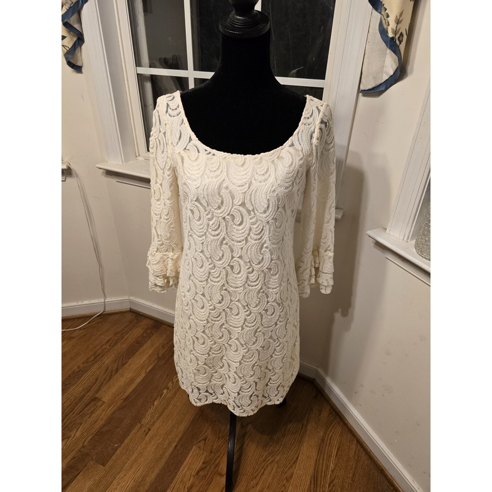 Muse Size 6 Long Sleeve Lace Overlay‎ Dress Beige Womens Ruffled Sleeves Pretty